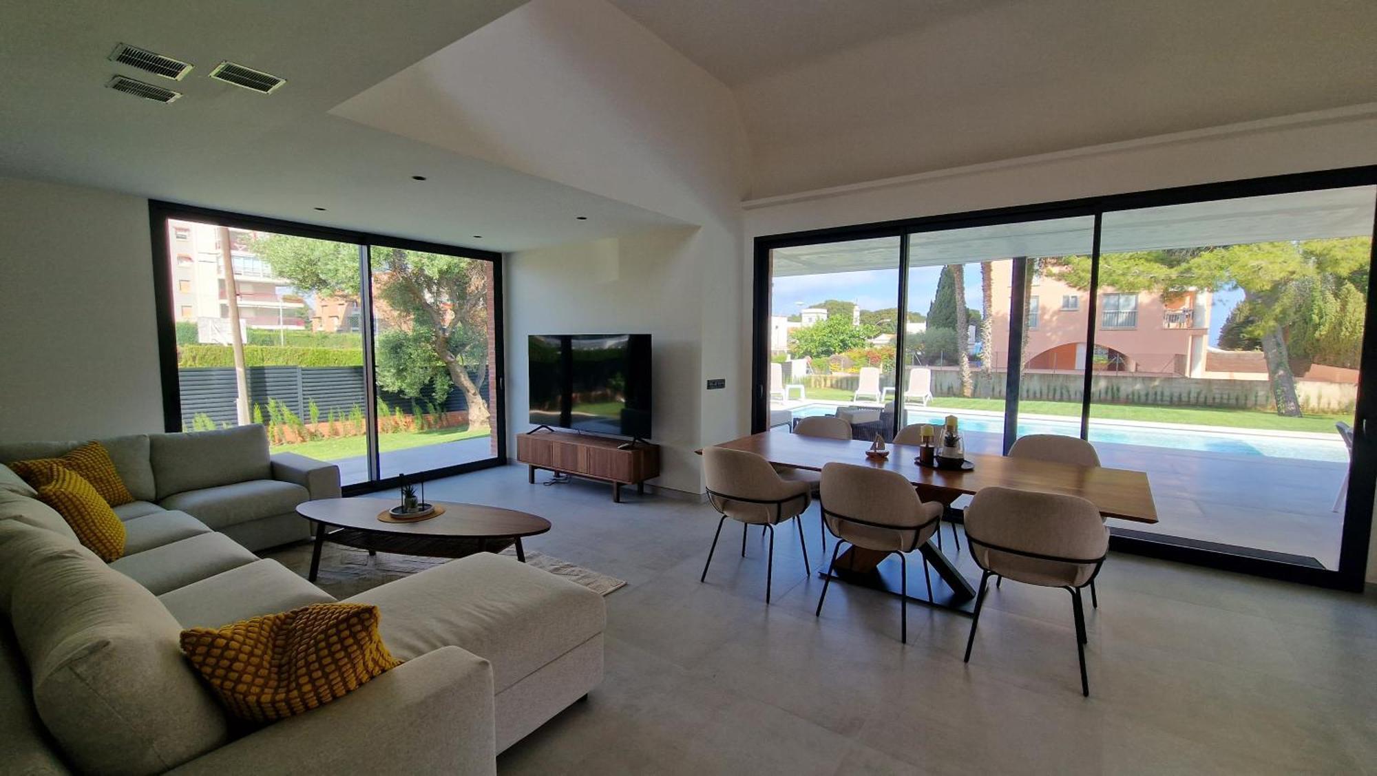 Exclusiva Villa, Lujo Y Descanso بينيكاسّين المظهر الخارجي الصورة
