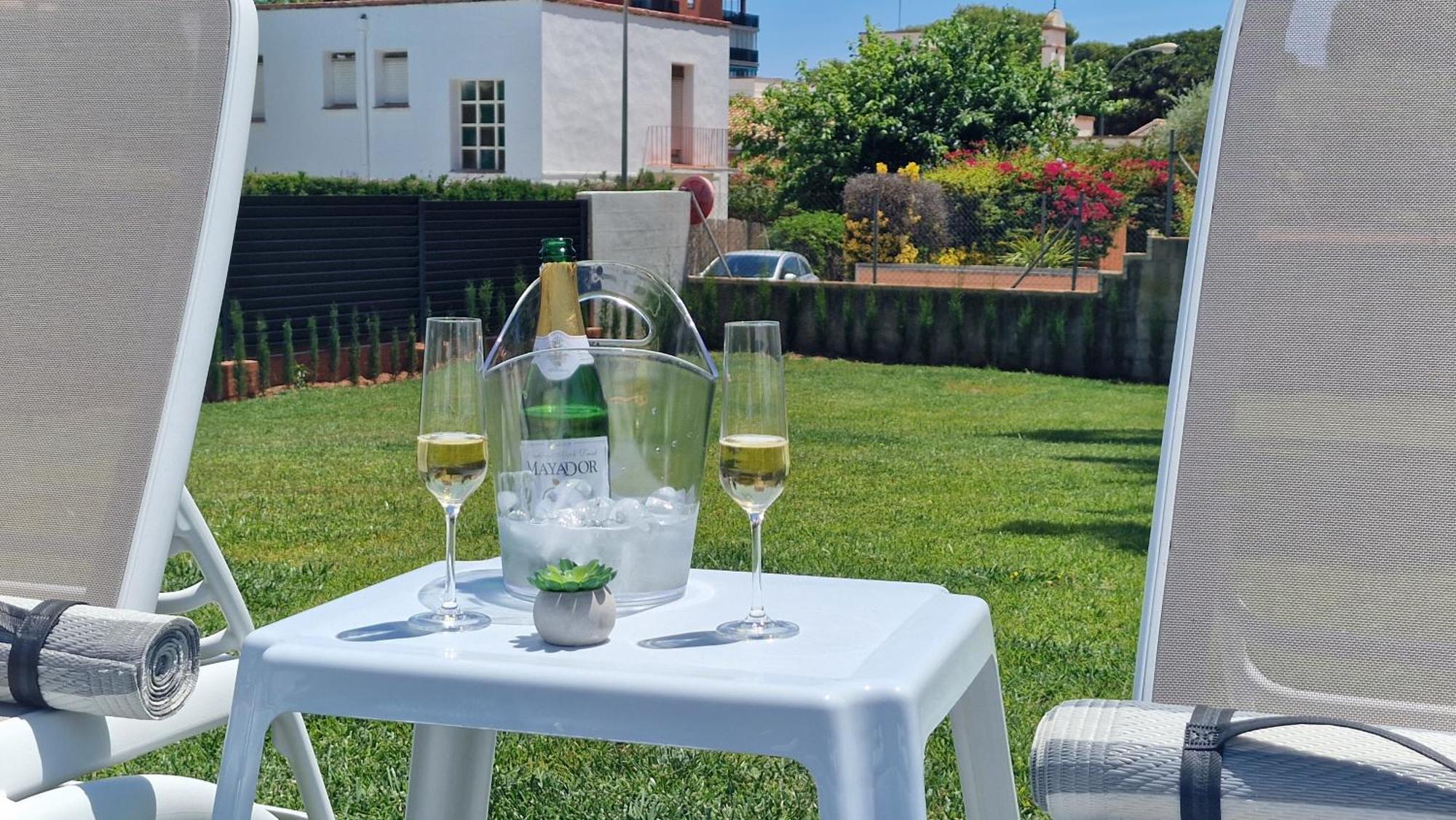 Exclusiva Villa, Lujo Y Descanso بينيكاسّين المظهر الخارجي الصورة